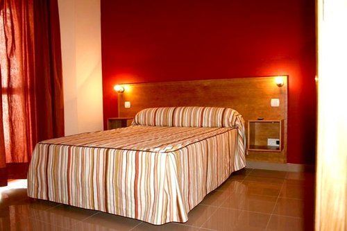 Apartamentos Maria Del Carmen Торремолинос Экстерьер фото